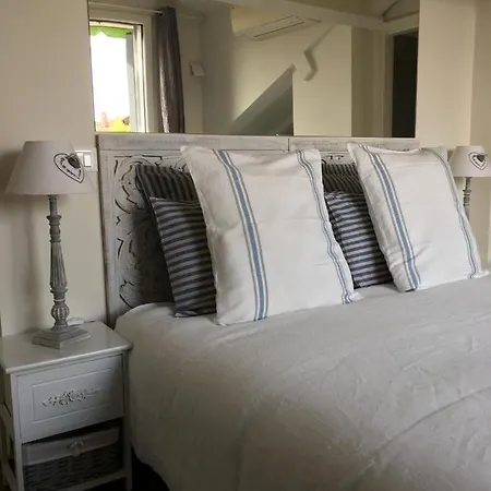 Pied A Terre With Terrazza In Center Apartament Mediolan
