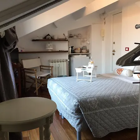 Appartement Pied A Terre With Terrazza In Center Milaan